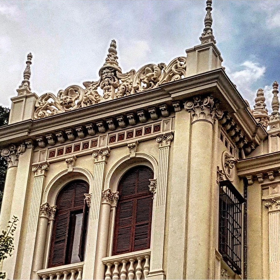 Palacios, cármenes y edificios históricos de Granada. 1