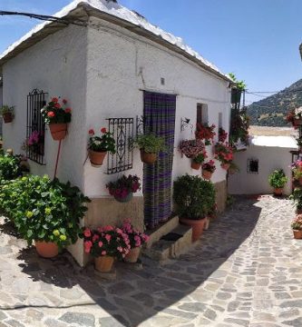 Cuál es el pueblo más bonito de la Alpujarra 1