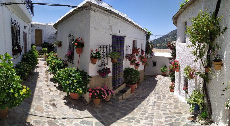 Cuál es el pueblo más bonito de la Alpujarra 1