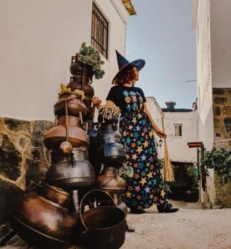 Cuánto tiempo se tarda en ver las Brujas de las alpujarras en granada 2