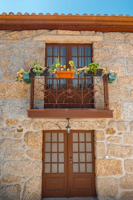 Fonelas: Descubre el pueblo más sorprendente de Granada con nuestra guía de viajes. Fonelas: Descubre el pueblo más sorprendente de Granada con nuestra guía de viajes.