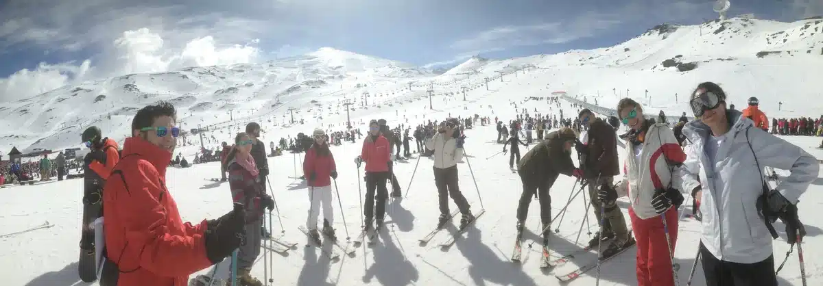 Panoramablick auf das Cáñar-Tal und die Südhänge der Sierra Nevada